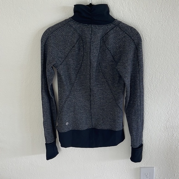 Lululemon jacket - Picture 5 of 7